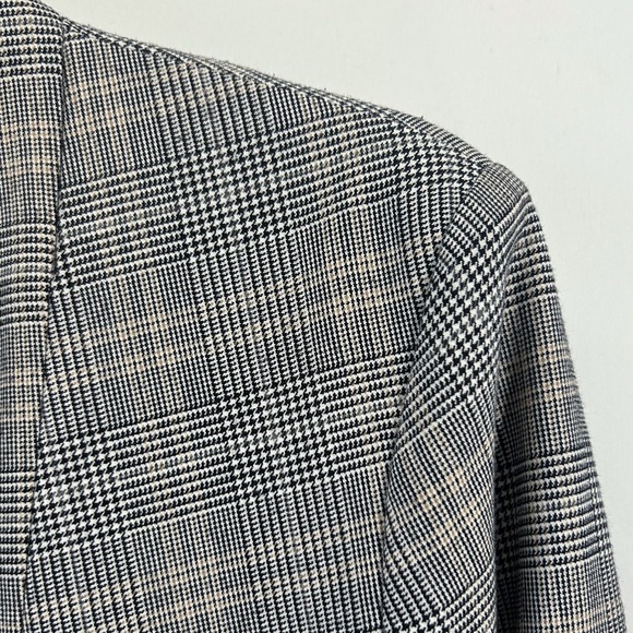 Aritzia Babaton Power Blazer Grey Plaid Open Front l Size 2 - Picture 6 of 7
